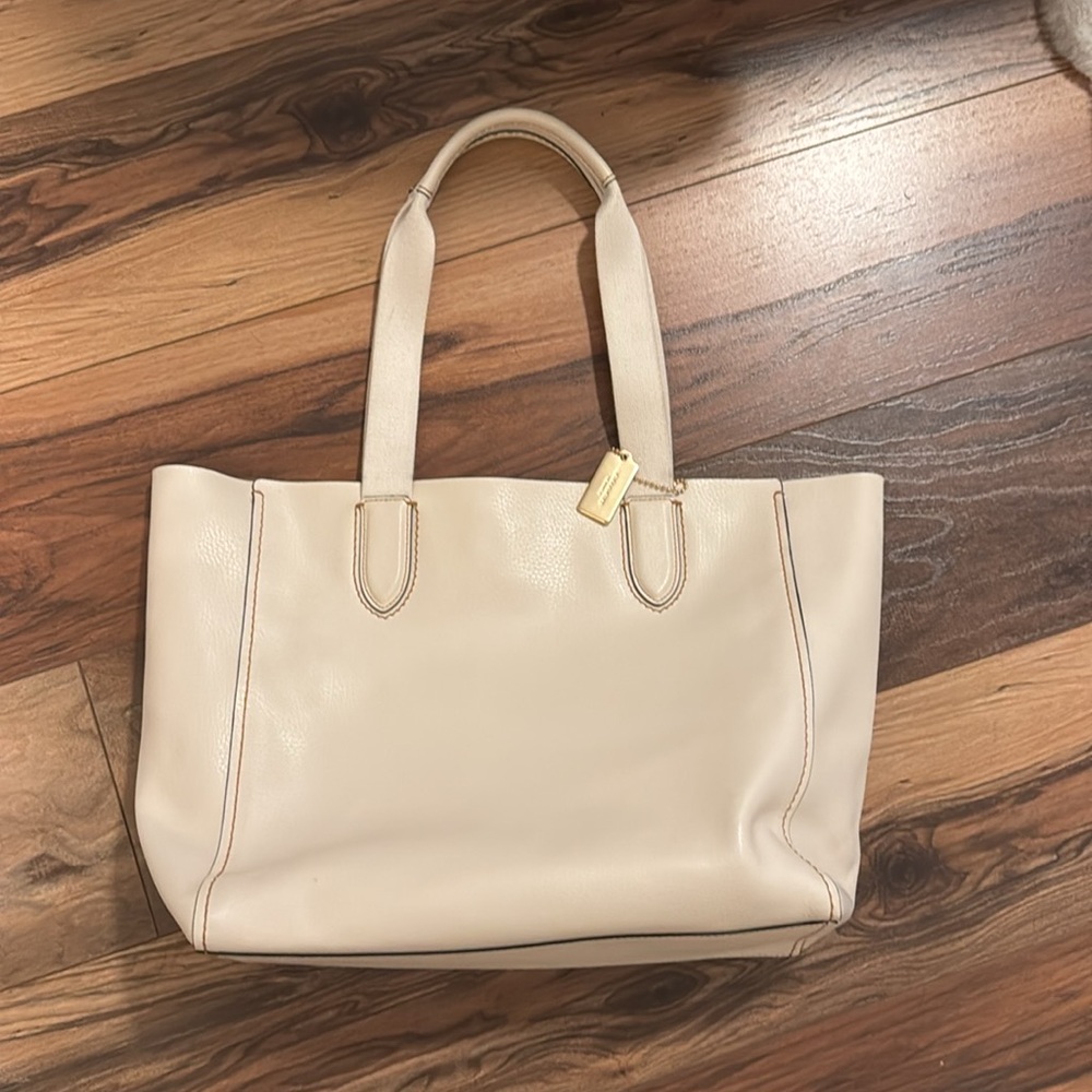 Coach tote